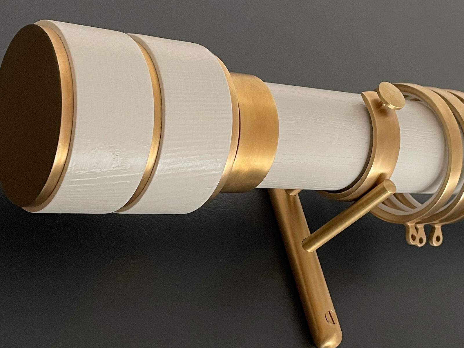 Jago Designs curtain pole detail