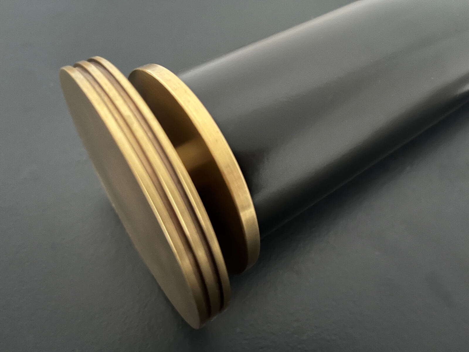 Black metal pole with Marseille aged brass Finial