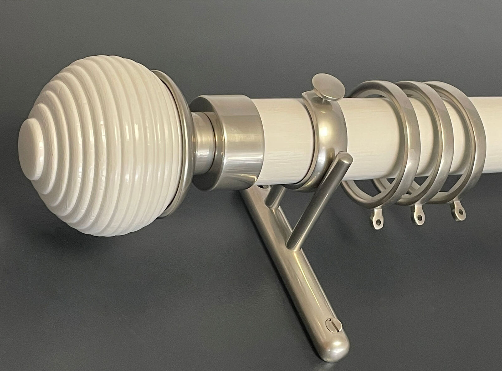 Jago Designs curtain pole detail