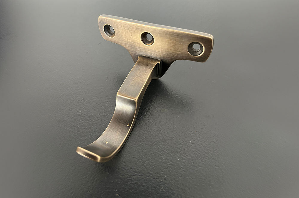 Traditional Centre Bracket